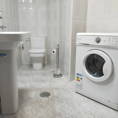 El Pozu Ranas 아파트 *