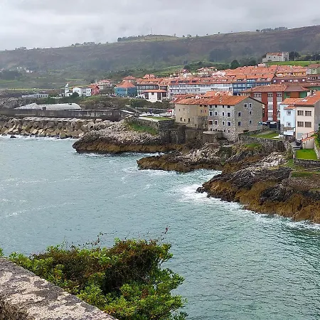 El Pozu Ranas Apartment *